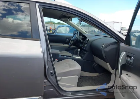 2015 Nissan Rogue Select S из США, поврежденный, VIN JN8AS5MT9FW155463